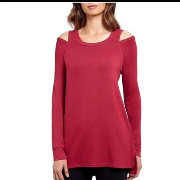 Reaction Kenneth Cole Tops - REACTION Kenneth Cole Cold Shoulder Top Size XL